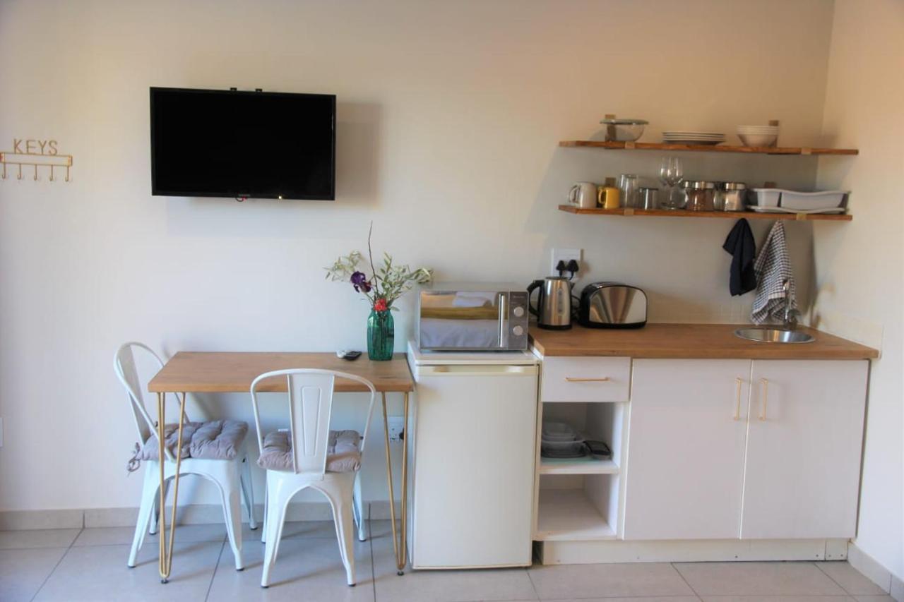 Nini'S Guest Units Bloemfontein Exterior foto